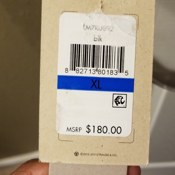 New Levi's Black Jacket LM7RU892 - Picture 7 of 8